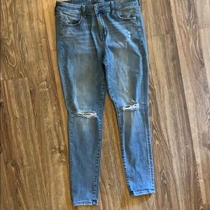 American Eagle skinny jeans